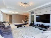 Casa / Sobrado para Venda em Curitiba/PR Boqueirão 5 Quartos