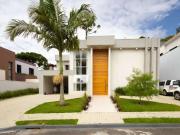 Casa / Sobrado para Venda em Curitiba/PR Butiatuvinha 4...