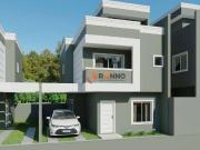 Casa / Sobrado para Venda em Curitiba/PR Cajuru 3 Quartos