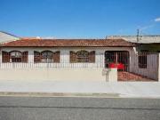 Casa / Sobrado para Venda em Curitiba/PR Cajuru 3 Quartos