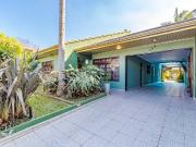 Casa / Sobrado para Venda em Curitiba/PR Cajuru 4 Quartos