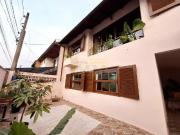 Casa / Sobrado para Venda em Curitiba/PR Cajuru 4 Quartos