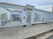 Casa / Sobrado para Venda em Curitiba/PR Cajuru 4 Quartos