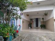 Casa / Sobrado para Venda em Curitiba/PR Campo Comprido...