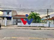 Casa / Sobrado para Venda em Curitiba/PR Campo Comprido...