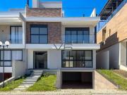 Casa / Sobrado para Venda em Curitiba/PR Campo Comprido...