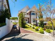 Casa / Sobrado para Venda em Curitiba/PR Campo Comprido...