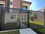 Casa / Sobrado para Venda em Curitiba/PR Capão Raso 3...