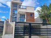 Casa / Sobrado para Venda em Curitiba/PR Capão Raso 3...