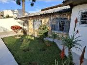 Casa / Sobrado para Venda em Curitiba/PR Capão Raso 5...