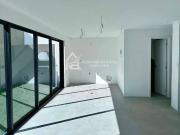 Casa / Sobrado para Venda em Curitiba/PR Guabirotuba 3...