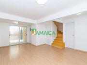 Casa / Sobrado para Venda em Curitiba/PR Guabirotuba 3...