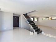 Casa / Sobrado para Venda em Curitiba/PR Guabirotuba 3...