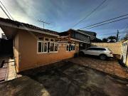 Casa / Sobrado para Venda em Curitiba/PR Guabirotuba 4...