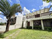 Casa / Sobrado para Venda em Curitiba/PR Guabirotuba 5...