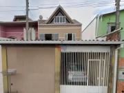 Casa / Sobrado para Venda em Curitiba/PR Guaíra 3 Quartos