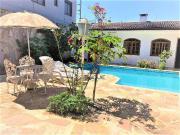 Casa / Sobrado para Venda em Curitiba/PR Guaíra 4 Quartos