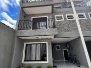 Casa / Sobrado para Venda em Curitiba/PR Jardim das...