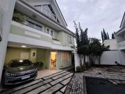 Casa / Sobrado para Venda em Curitiba/PR Jardim das...