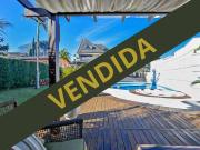Casa / Sobrado para Venda em Curitiba/PR Jardim Social 4...