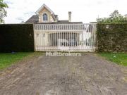 Casa / Sobrado para Venda em Curitiba/PR Mossunguê 4 Quartos