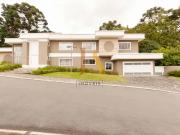 Casa / Sobrado para Venda em Curitiba/PR Orleans 4 Quartos