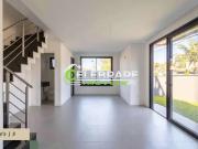 Casa / Sobrado para Venda em Curitiba/PR Pilarzinho 3...