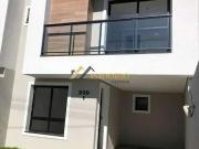 Casa / Sobrado para Venda em Curitiba/PR Pinheirinho 3...