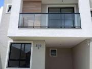 Casa / Sobrado para Venda em Curitiba/PR Pinheirinho 3...