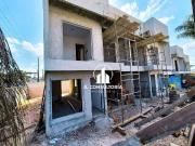 Casa / Sobrado para Venda em Curitiba/PR Pinheirinho 3...