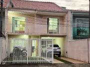 Casa / Sobrado para Venda em Curitiba/PR Pinheirinho 3...