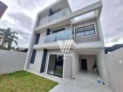 Casa / Sobrado para Venda em Curitiba/PR Pinheirinho 3...