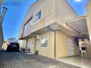 Casa / Sobrado para Venda em Curitiba/PR Pinheirinho 3...