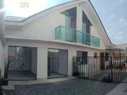 Casa / Sobrado para Venda em Curitiba/PR Pinheirinho 4...