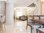 Casa / Sobrado para Venda em Curitiba/PR Portão 3 Quartos