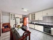 Casa / Sobrado para Venda em Curitiba/PR Portão 3 Quartos