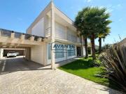 Casa / Sobrado para Venda em Curitiba/PR Portão 4 Quartos