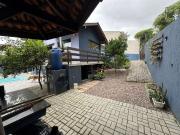 Casa / Sobrado para Venda em Curitiba/PR Portão 5 Quartos