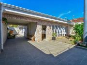 Casa / Sobrado para Venda em Curitiba/PR Rebouças 3 Quartos