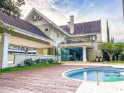 Casa / Sobrado para Venda em Curitiba/PR Santa...