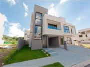 Casa / Sobrado para Venda em Curitiba/PR Santa Cândida 3...