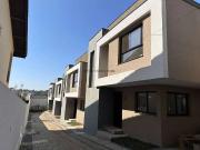 Casa / Sobrado para Venda em Curitiba/PR Santa Cândida 3...