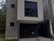 Casa / Sobrado para Venda em Curitiba/PR Santa Cândida 3...