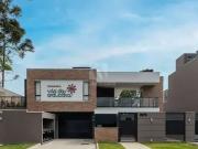 Casa / Sobrado para Venda em Curitiba/PR Santa Cândida 3...