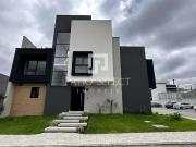 Casa / Sobrado para Venda em Curitiba/PR Santa Cândida 3...