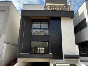 Casa / Sobrado para Venda em Curitiba/PR Santa Cândida 4...