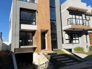 Casa / Sobrado para Venda em Curitiba/PR Santa Cândida 4...