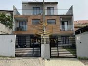 Casa / Sobrado para Venda em Curitiba/PR Santa Cândida 4...