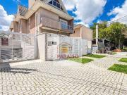 Casa / Sobrado para Venda em Curitiba/PR Santa...