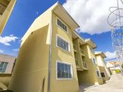 Casa / Sobrado para Venda em Curitiba/PR Santa...